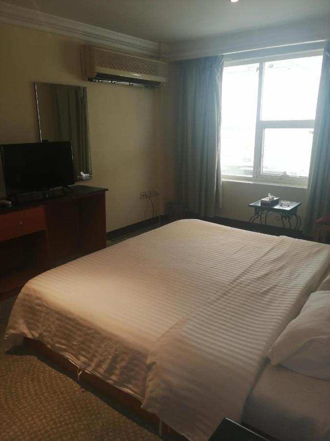 Al Aziziyah Hotel And Suites คามิสมูชาอิท ภายนอก รูปภาพ